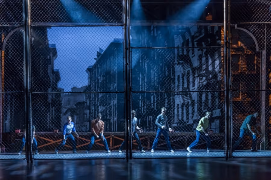 Photo Flash: First Look at WEST SIDE STORY at Drury Lane Theatre Image