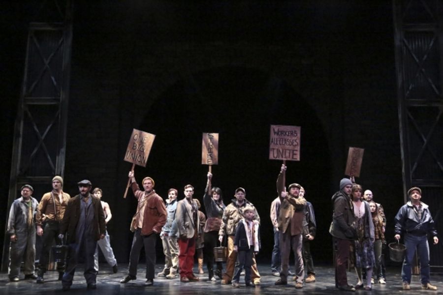 Photo Flash: First Look- La Mirada Theatre Presents BILLY ELLIOT Image