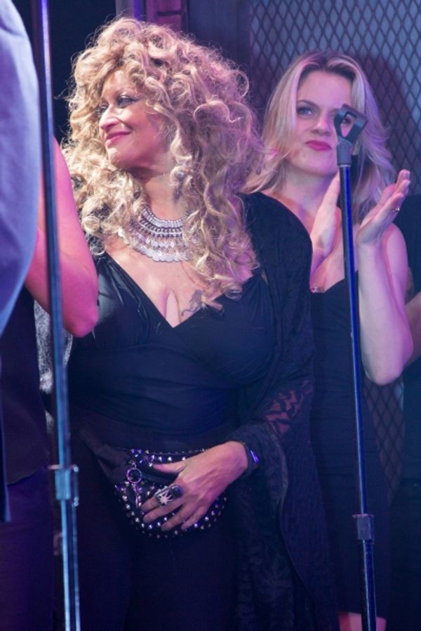 Michelle Mais, Amy Spanger Photo