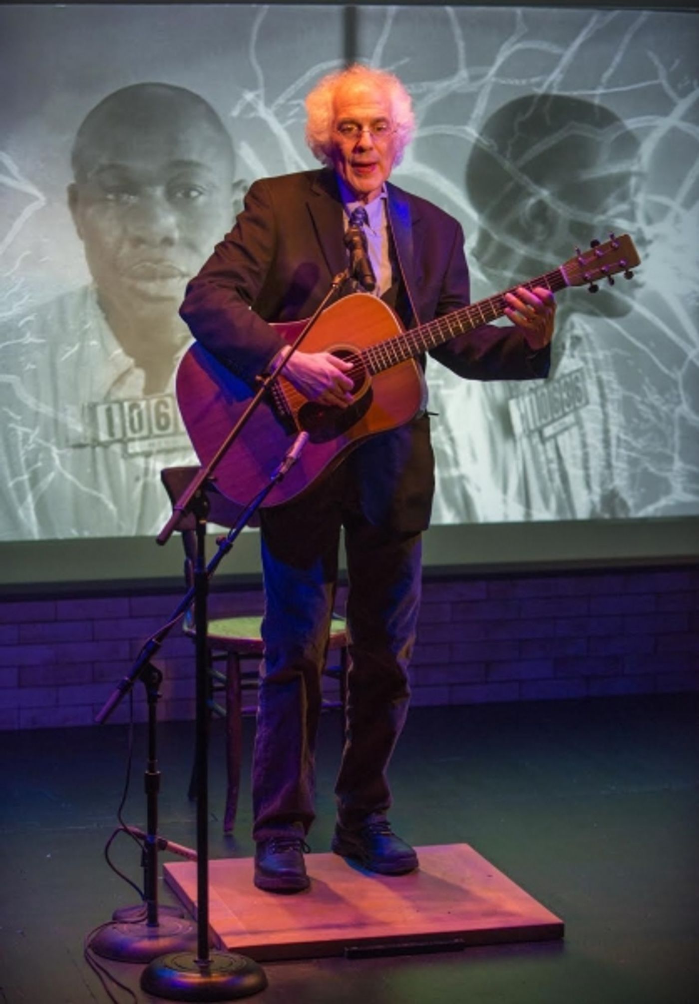 Photo Flash: First Look at Stephen Wade in THE BEAUTIFUL MUSIC ALL AROUND US, Now Playing at The Rep's Stackner Cabaret  Image