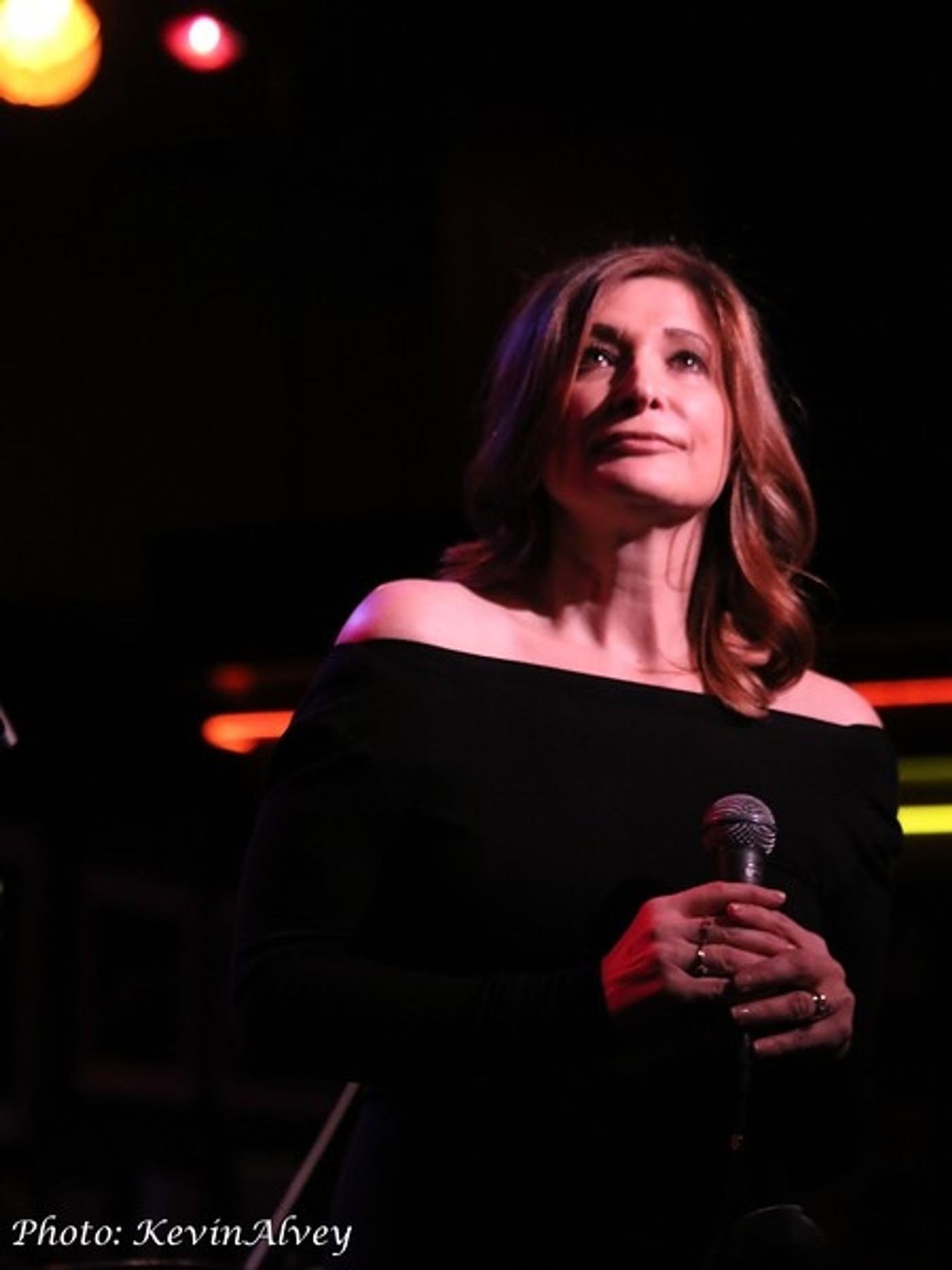 Photo Flash: Singer Joanne Tatham Comes to Birdland  Image
