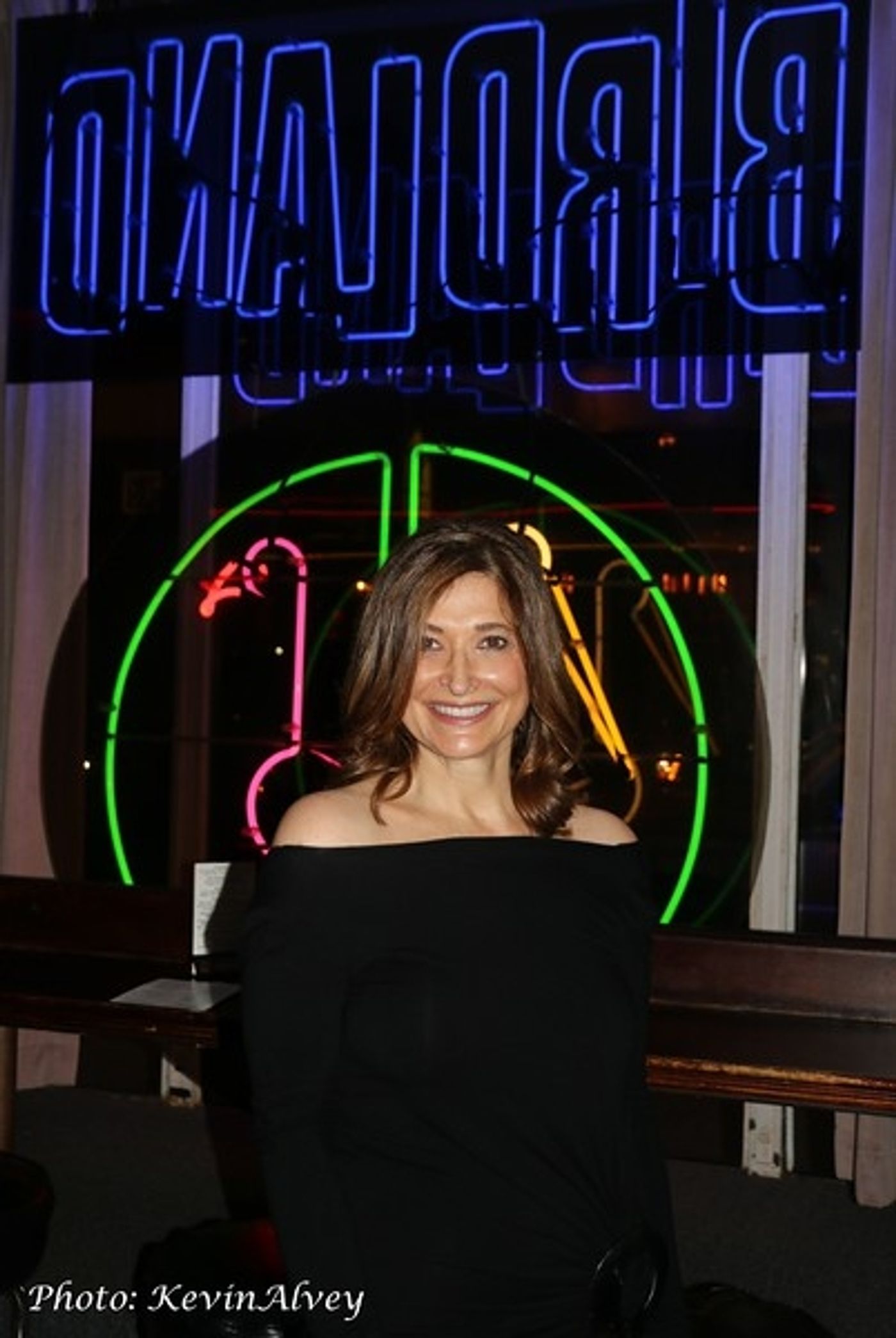 Photo Flash: Singer Joanne Tatham Comes to Birdland  Image