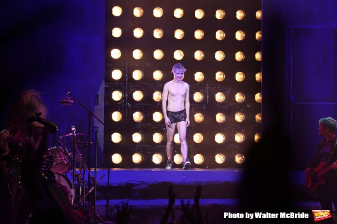 Photo Coverage: John Cameron Mitchell Debuts in Broadway's HEDWIG  Image