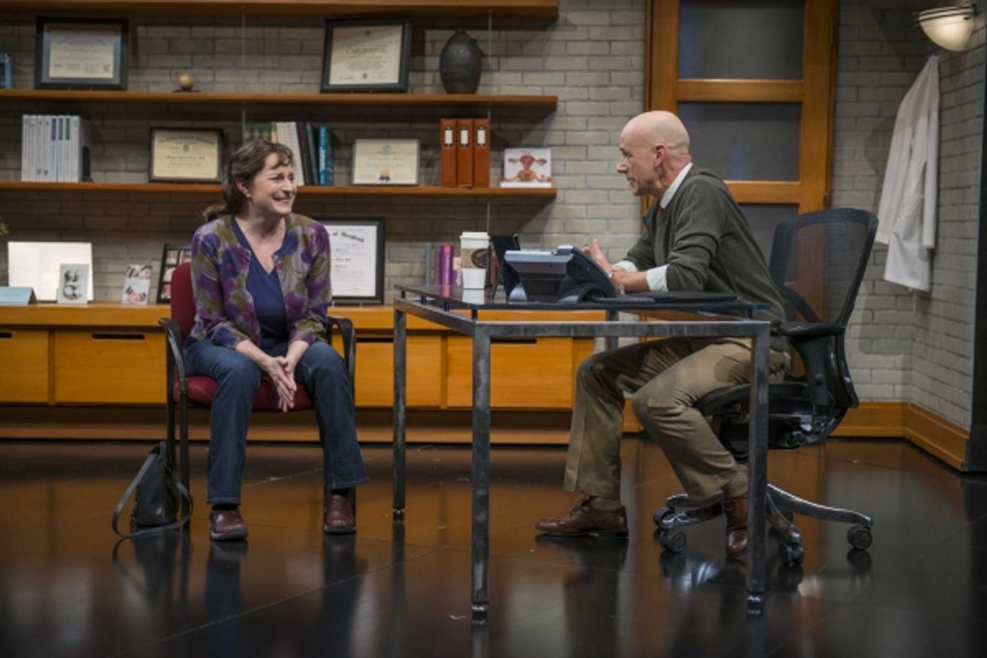 Photo Flash: First Look at Michael Elich, Laura Gordon and More in Milwaukee Rep's GOOD PEOPLE Photo Flash: First Look at Michael Elich, Laura Gordon and More in Milwaukee Rep's GOOD PEOPLE Image