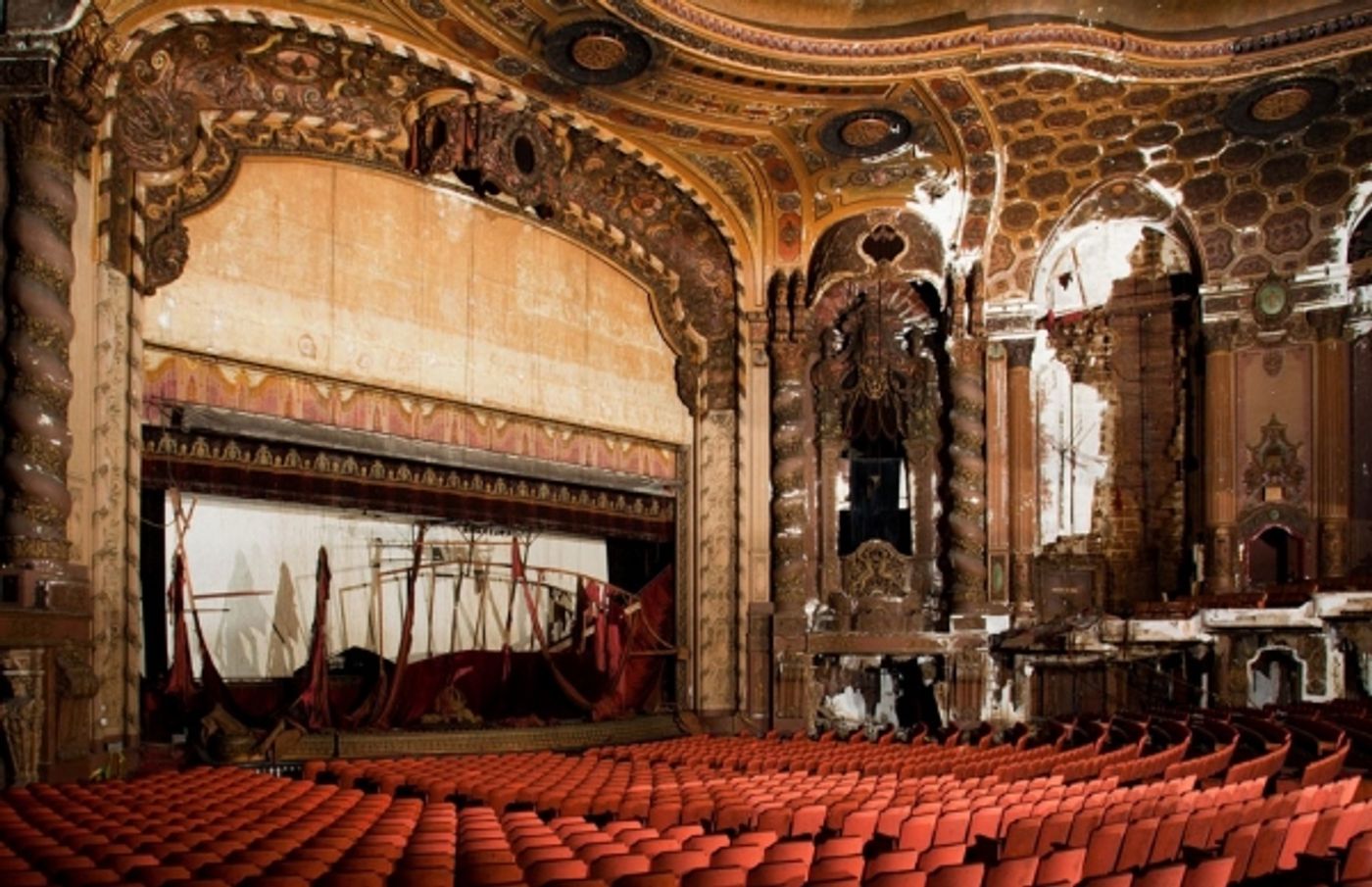 Photo Flash: Before and After the Restoration of Brooklyn's Historic Kings Theatre! Image