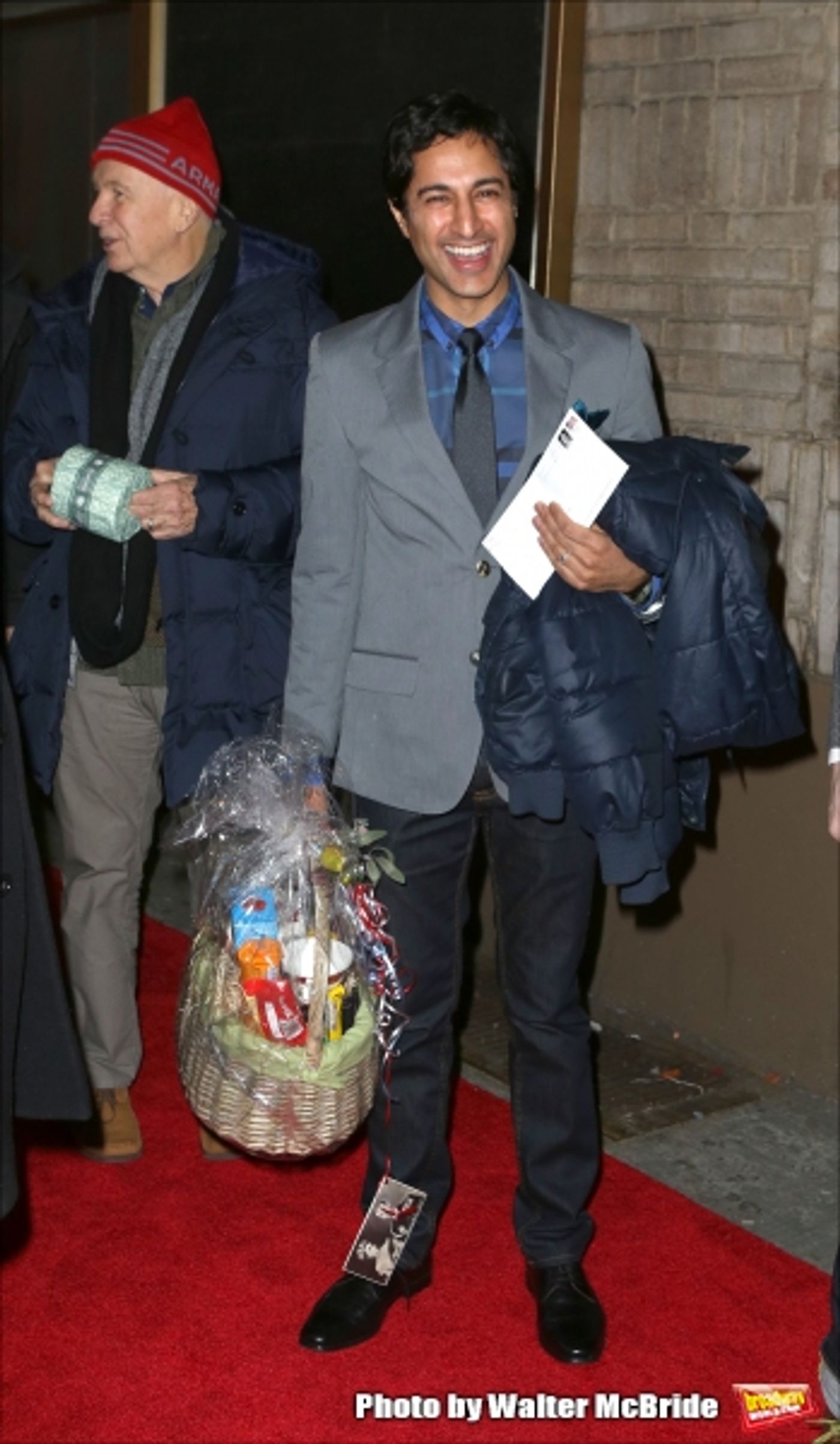 Photo Coverage: Katie Finneran, Martin Short, Matthew Broderick, and More Celebrate IT'S ONLY A PLAY Moving Day Photo Coverage: Katie Finneran, Martin Short, Matthew Broderick, and More Celebrate IT'S ONLY A PLAY Moving Day Image