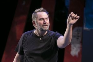 Brian Dykstra @ BroadwayWorld Brian Dykstra Photo