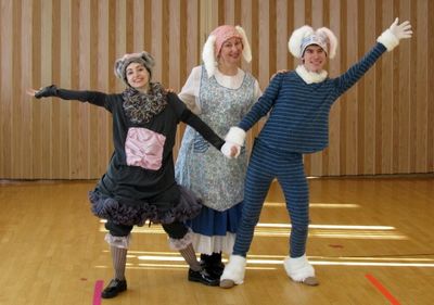 Toni Mansfield (Evanston), Meredith Colby Procell (Deerfield) and Tyler Callahan (Tow Photo