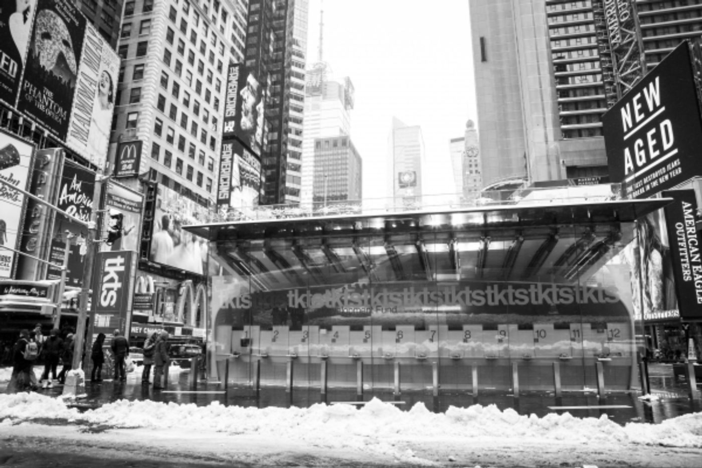 Photo Coverage: Juno Recovery! Broadway Clears the Snow for Performances Tonight  Image