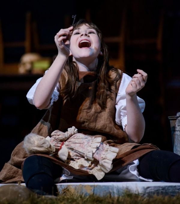 Lexi Gwynn as Helen Keller  Photo