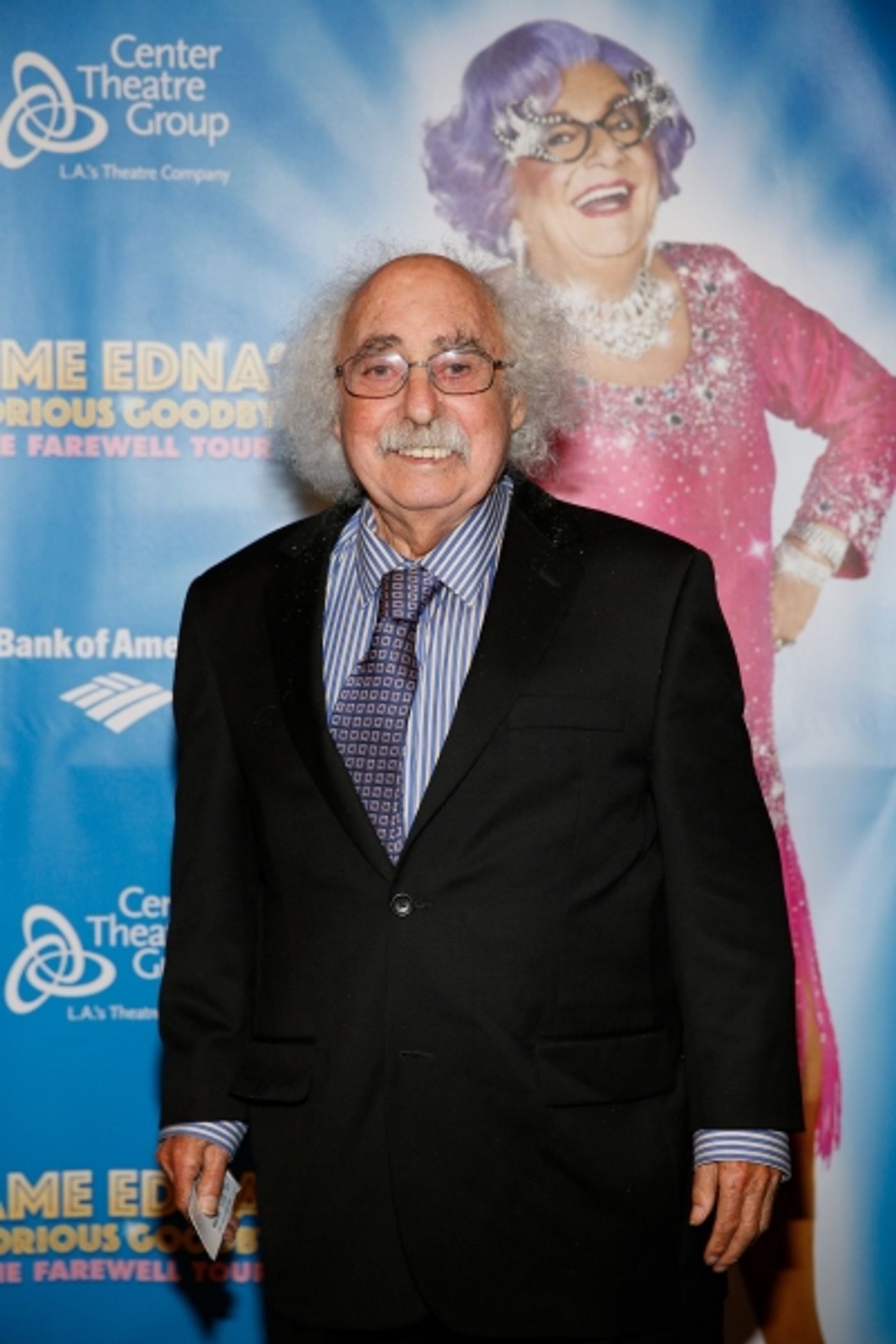 Photo Flash: Pierce Brosnan, Anjelica Huston, Michael Feinstein and More Celebrate Dame Edna's GLORIOUS GOODBYE Opening in L.A.  Image