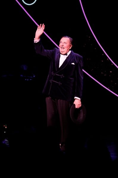 Photo Flash: Pierce Brosnan, Anjelica Huston, Michael Feinstein and More Celebrate Dame Edna's GLORIOUS GOODBYE Opening in L.A. — photo 59 of 60