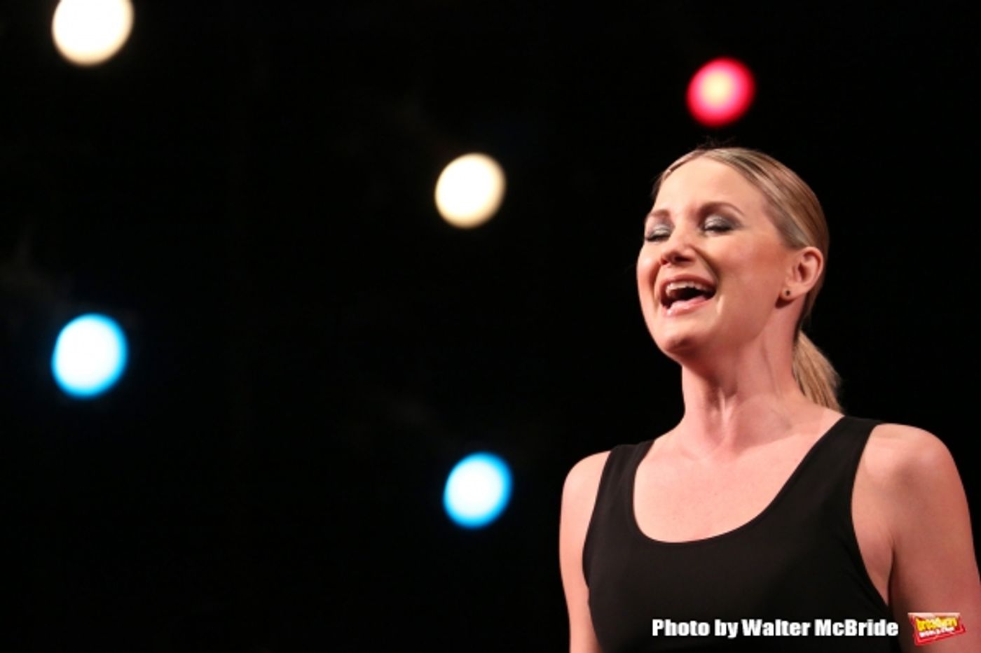 Photo Coverage: Jennifer Nettles and Carly Hughes Prep for Broadway's CHICAGO  Image