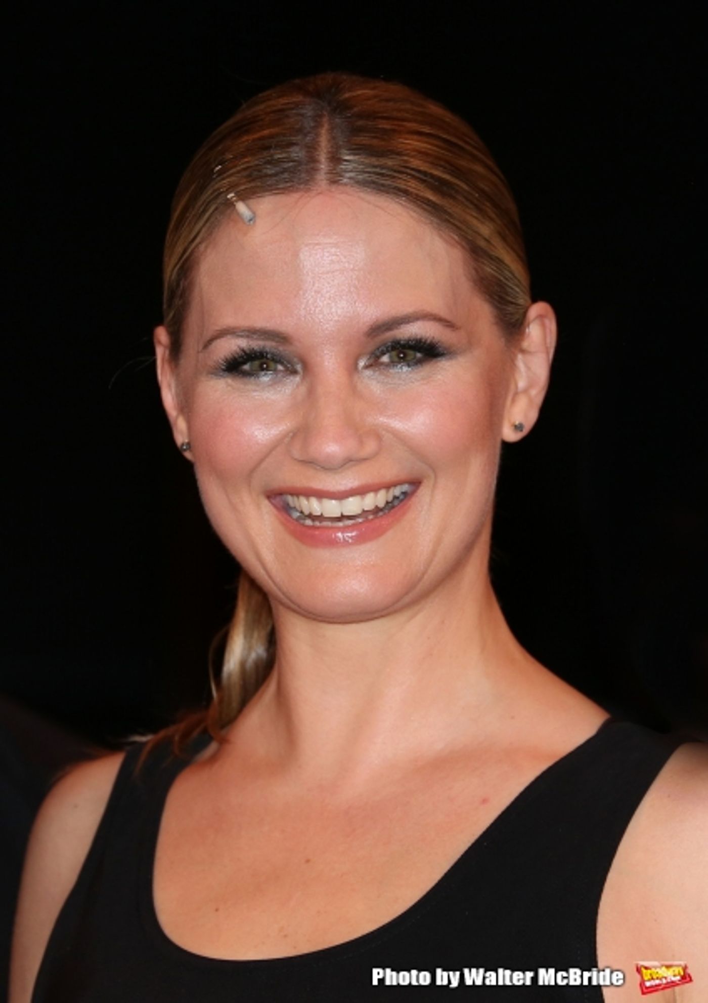 Photo Coverage: Jennifer Nettles and Carly Hughes Prep for Broadway's CHICAGO  Image