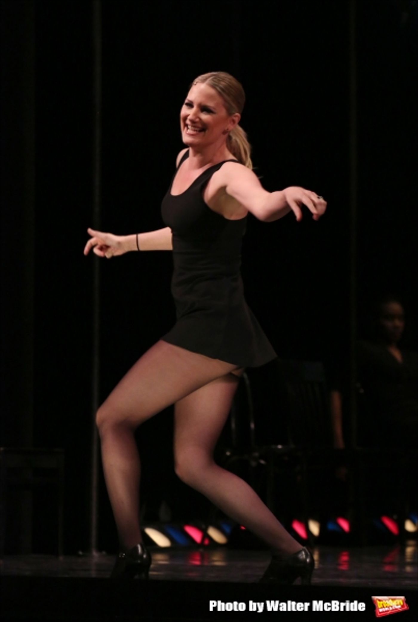 Photo Coverage: Jennifer Nettles and Carly Hughes Prep for Broadway's CHICAGO  Image