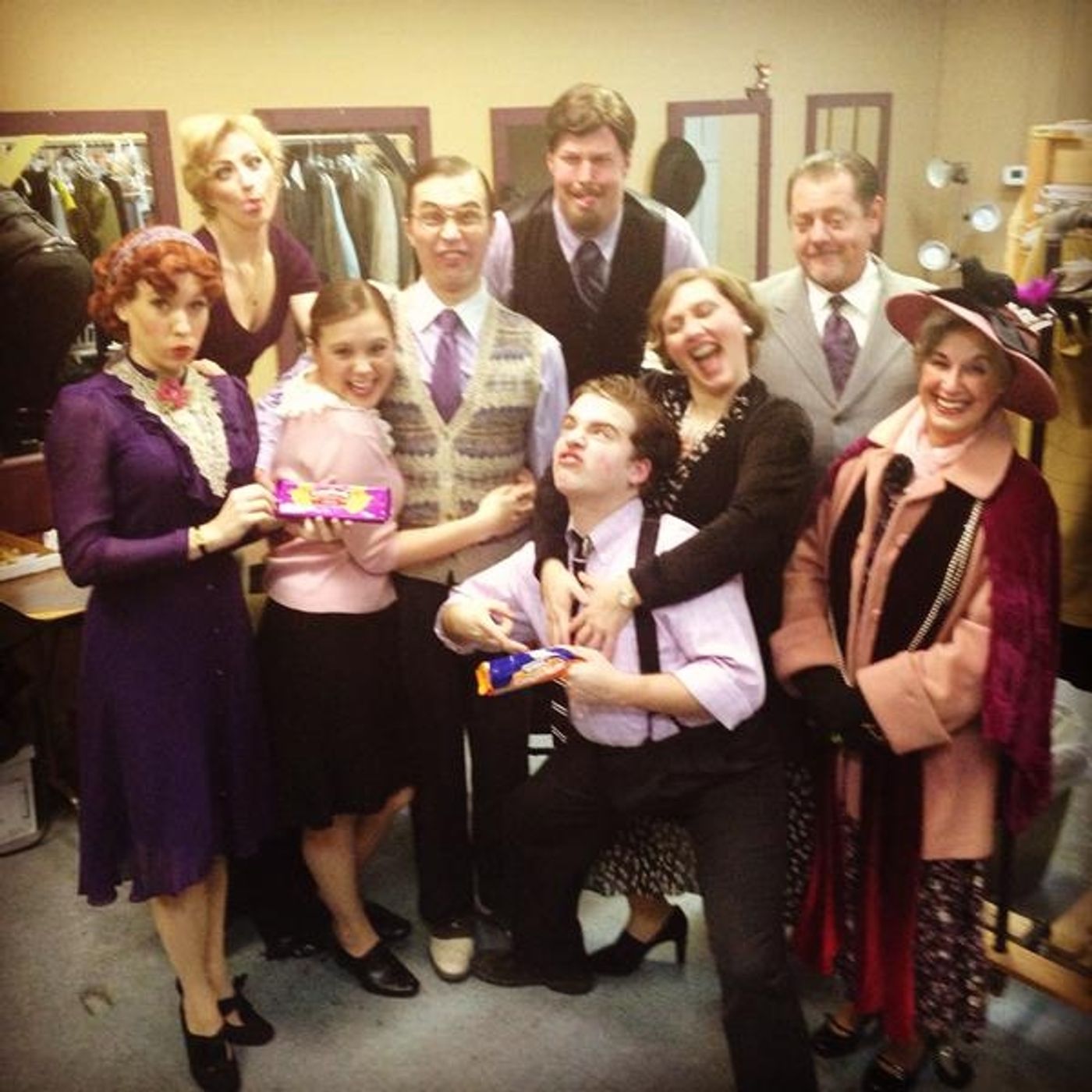 Photo Flash: Saturday Intermission Pics - Jan. 31 Part 2 - ON THE TOWN Ladies Bundle Up Backstage, and More! Photo Flash: Saturday Intermission Pics - Jan. 31 Part 2 - ON THE TOWN Ladies Bundle Up Backstage, and More! Image