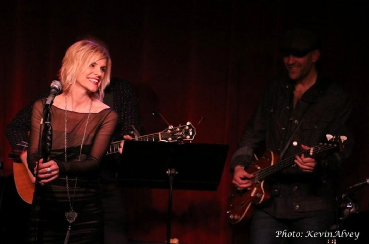 Photo Flash: Nina Storey and Jenn Colella Perform at Birdland Image