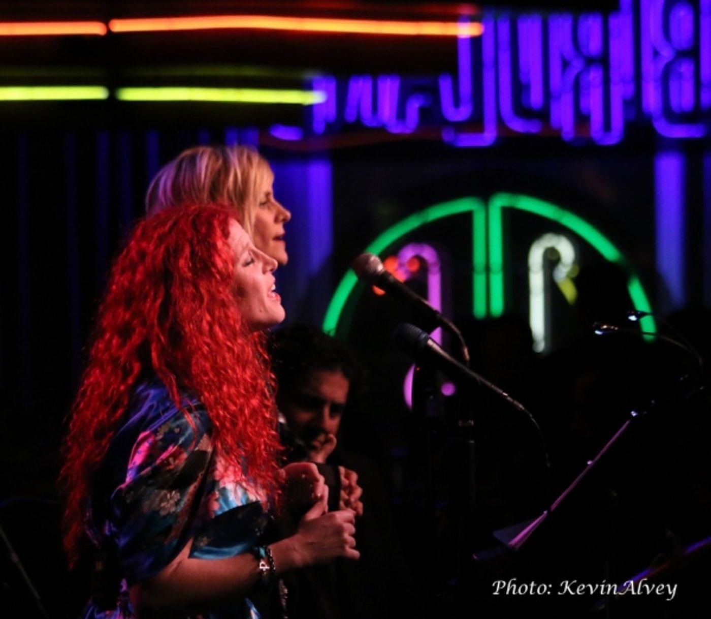 Photo Flash: Nina Storey and Jenn Colella Perform at Birdland Image