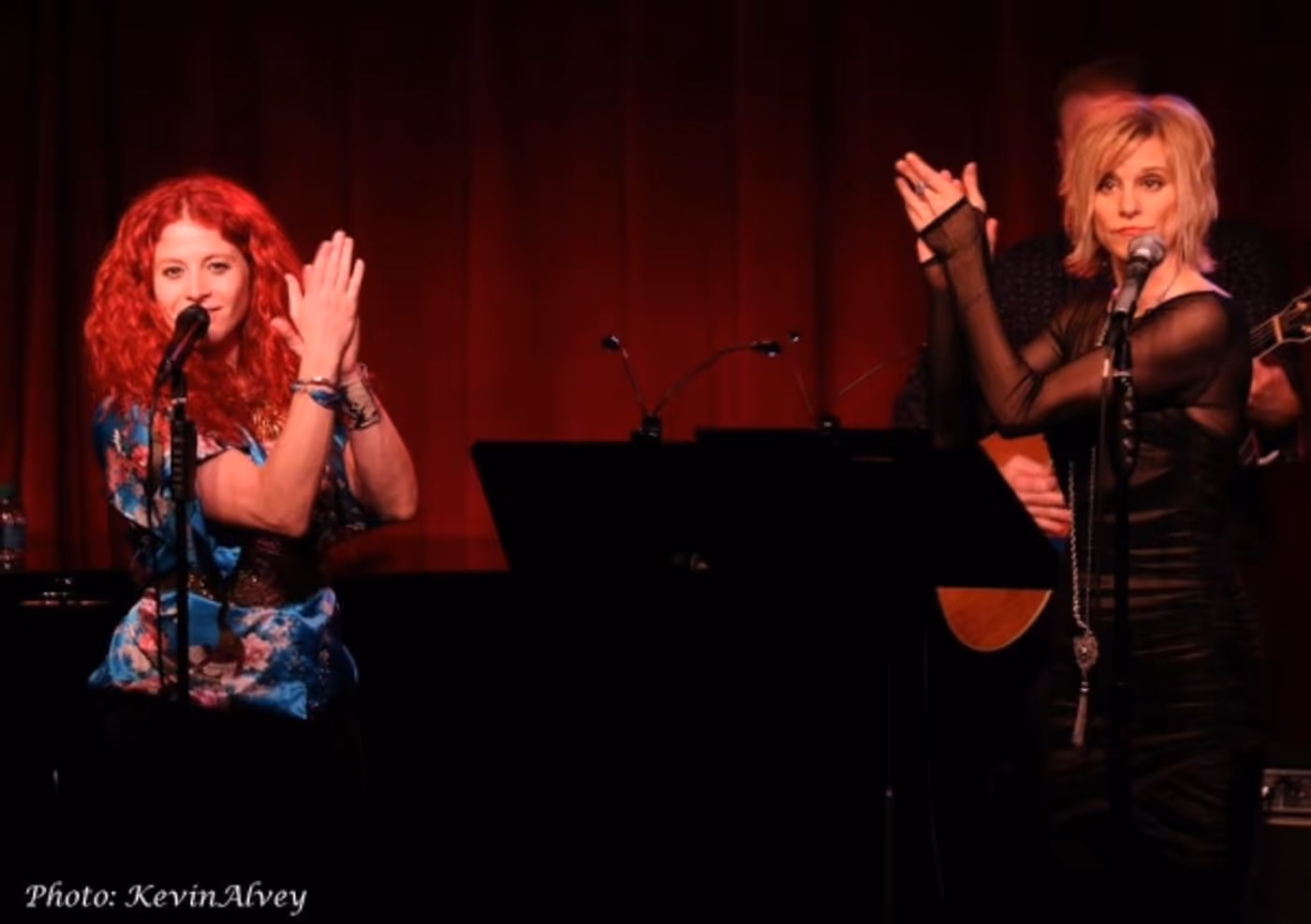 Photo Flash: Nina Storey and Jenn Colella Perform at Birdland Image