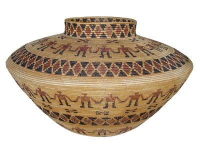 Yokut bottleneck made by Mrs. Dick Francisco master weaver, CA 1905 - photo courtesy  Photo