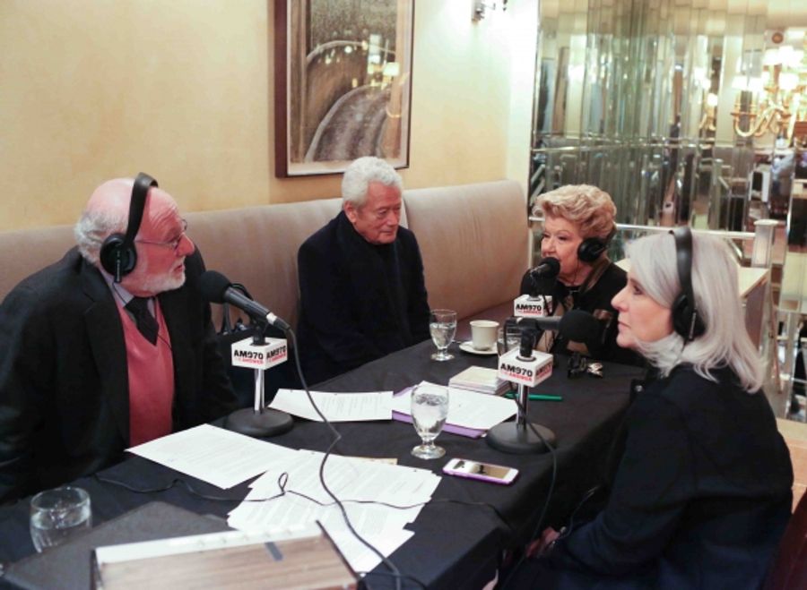 Photo Coverage: Marilyn Maye Visits Backstage with Peter LeDonne Image