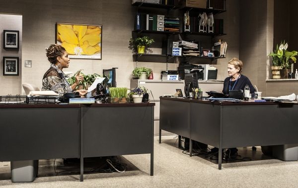 Tonya Pinkins and Dianne Wiest Photo