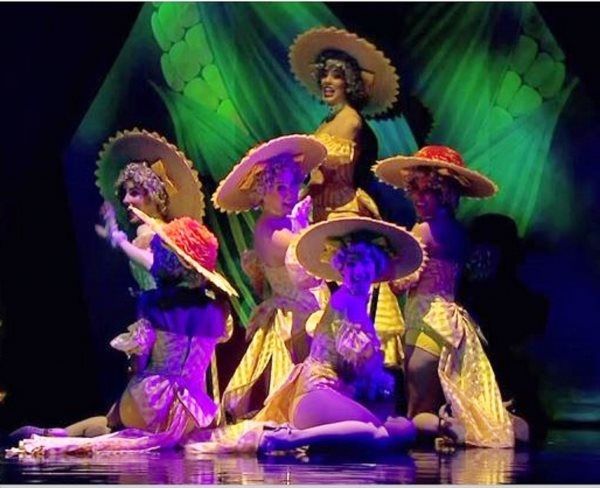 Mya Rose, Carissa Fiorillo, Skye Bronfenbrenner, Hilary Werthman, Maria Rodriguez and Photo