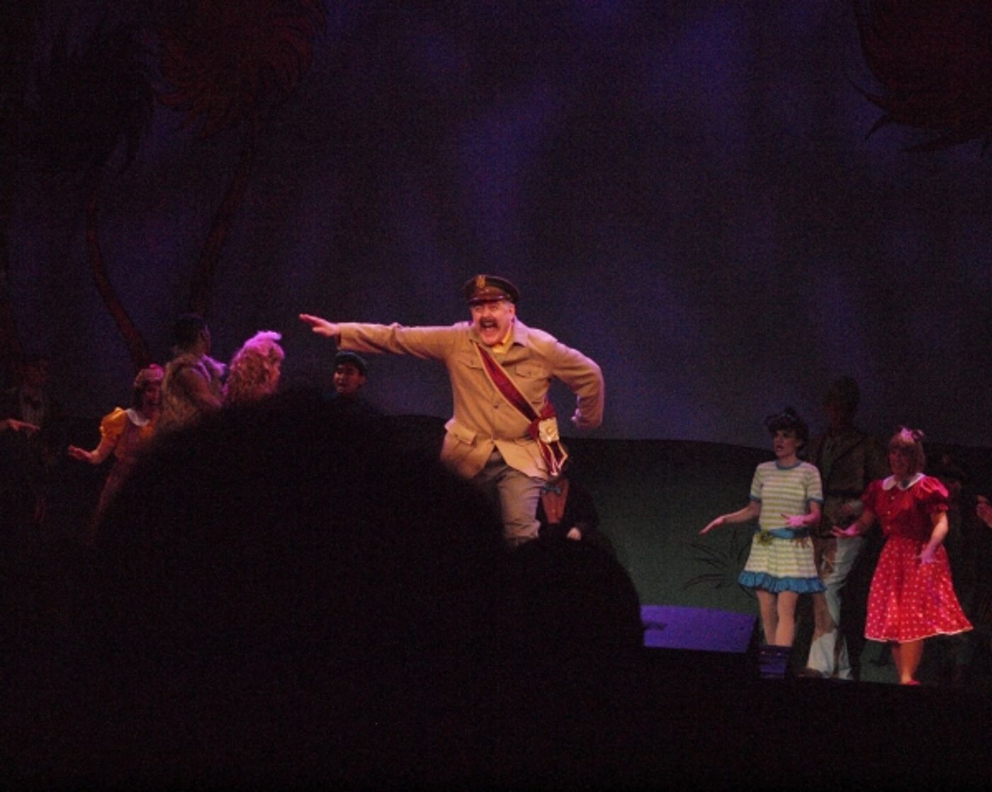 Photo Coverage: Curtain Call And Opening Celebration Of 3-D Theatricals' SEUSSICAL  Image