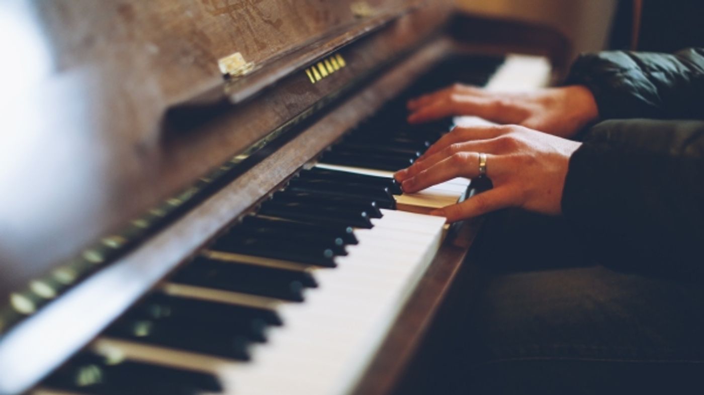 Photo Flash: Sneak Peek- ONCE Cast Members to Debut FAIR PLAY Video at 42West Photo Flash: Sneak Peek- ONCE Cast Members to Debut FAIR PLAY Video at 42West Image