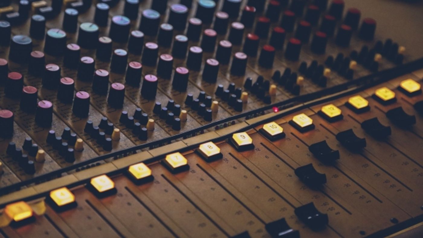 Photo Flash: Sneak Peek- ONCE Cast Members to Debut FAIR PLAY Video at 42West Photo Flash: Sneak Peek- ONCE Cast Members to Debut FAIR PLAY Video at 42West Image