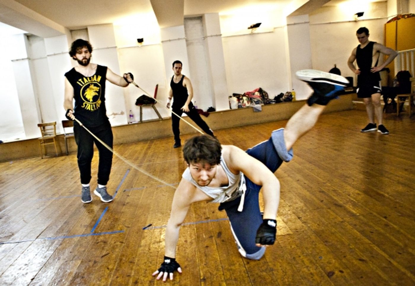 Photo Flash: In Rehearsal with the Cast of the OKLAHOMA! UK Tour  Image
