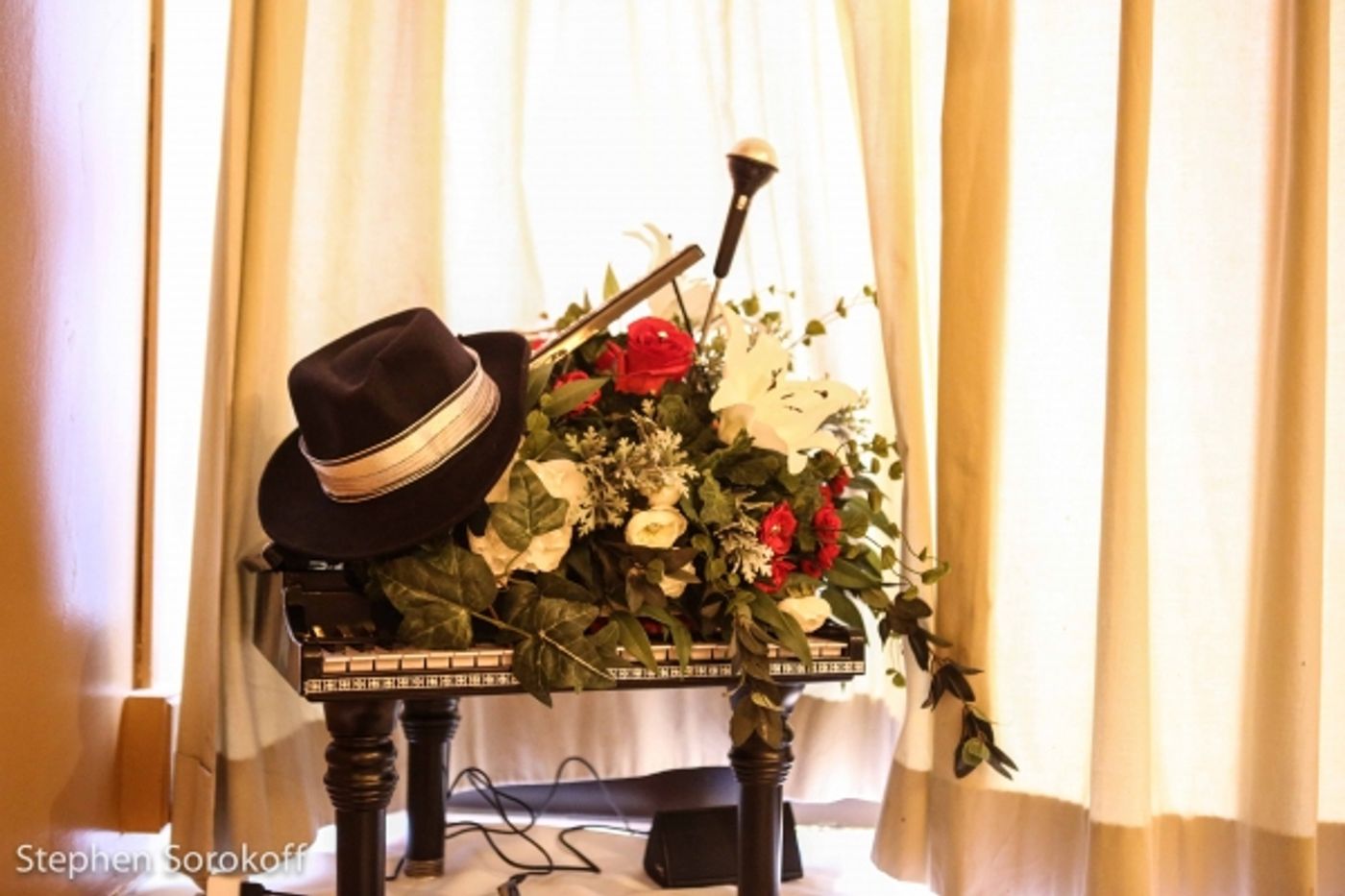 Photo Coverage: The Actors Fund President Joe Benincasa visits Backstage with Peter LeDonne Photo Coverage: The Actors Fund President Joe Benincasa visits Backstage with Peter LeDonne Image