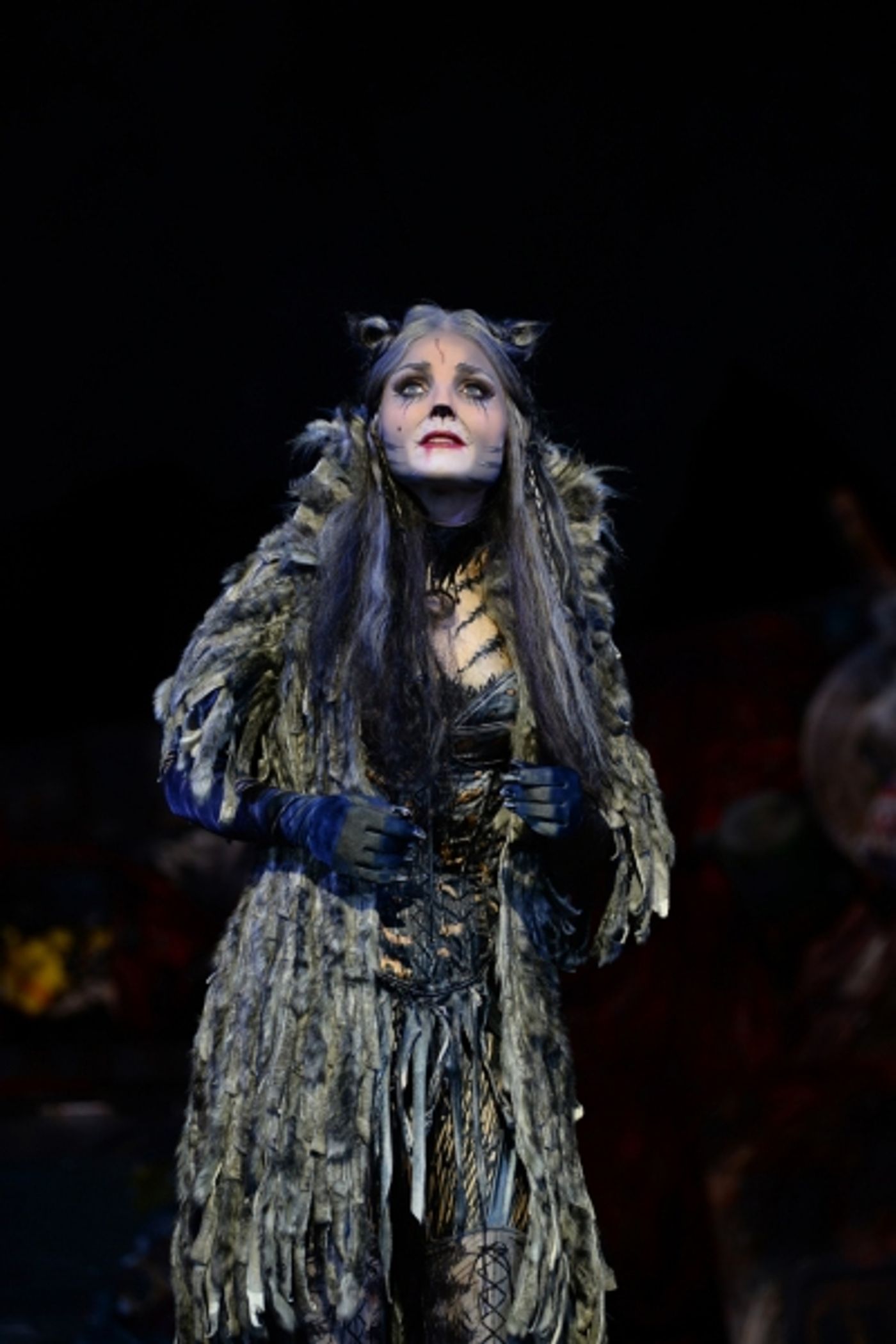 Photo Coverage: There's a New Glamour Cat in Town! First Look at Kerry Ellis As 'Grizabella' in West End's CATS  Image