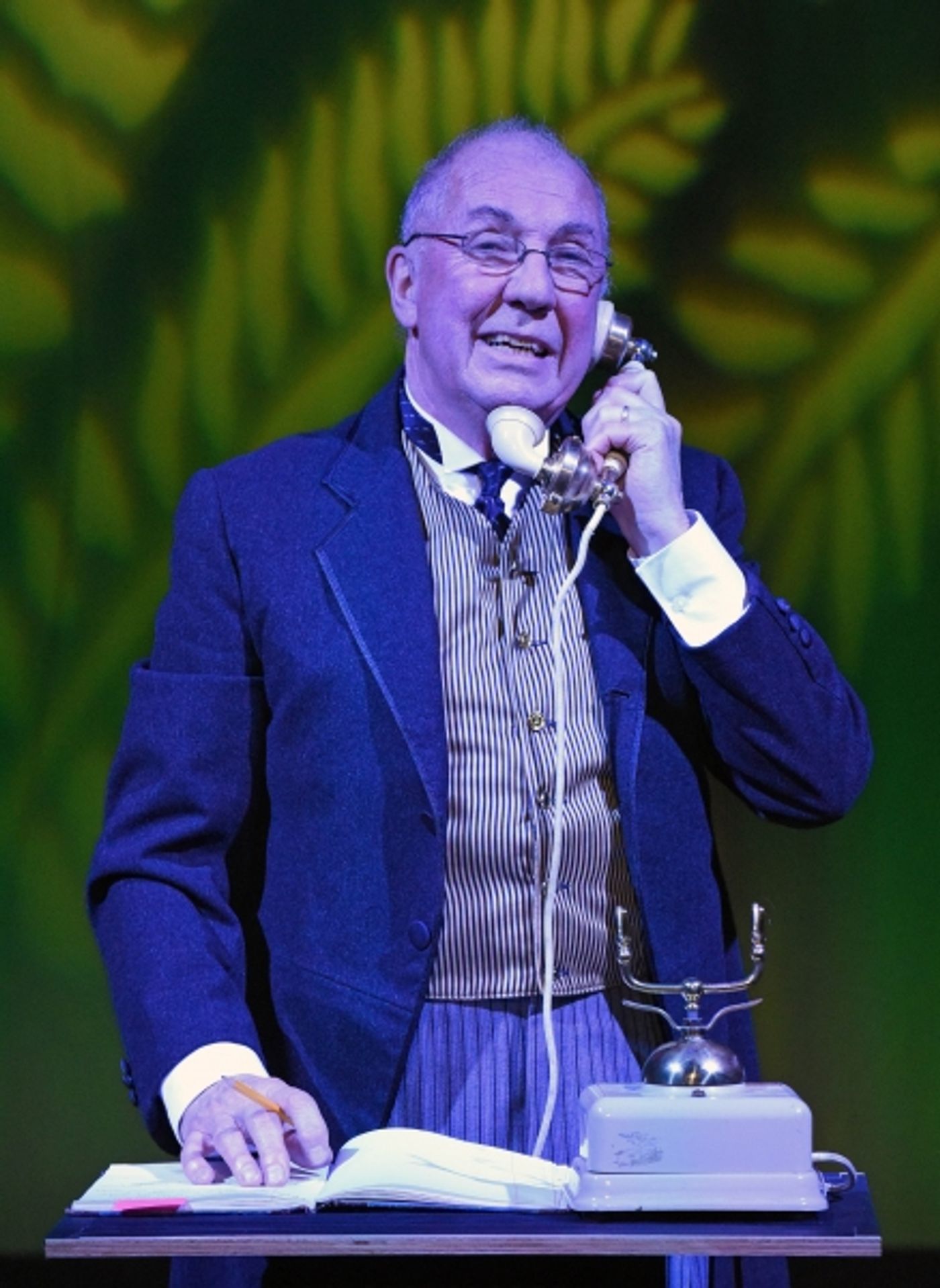 Photo Flash: First Look at ENTER LAUGHING, Now Playing at The Wallis  Image