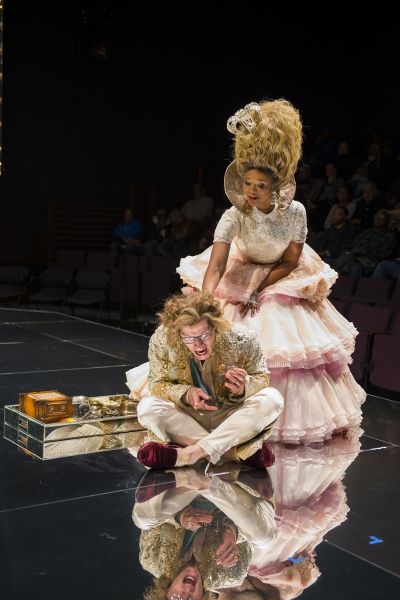 Ensemble members Tim Hopper (Louis XVI) and Alana Arenas  Photo