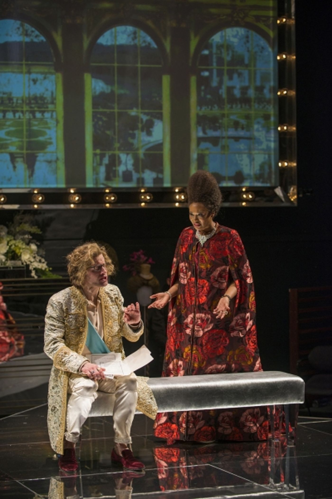 Photo Flash: First Look at Steppenwolf Theatre's MARIE ANTOINETTE  Image