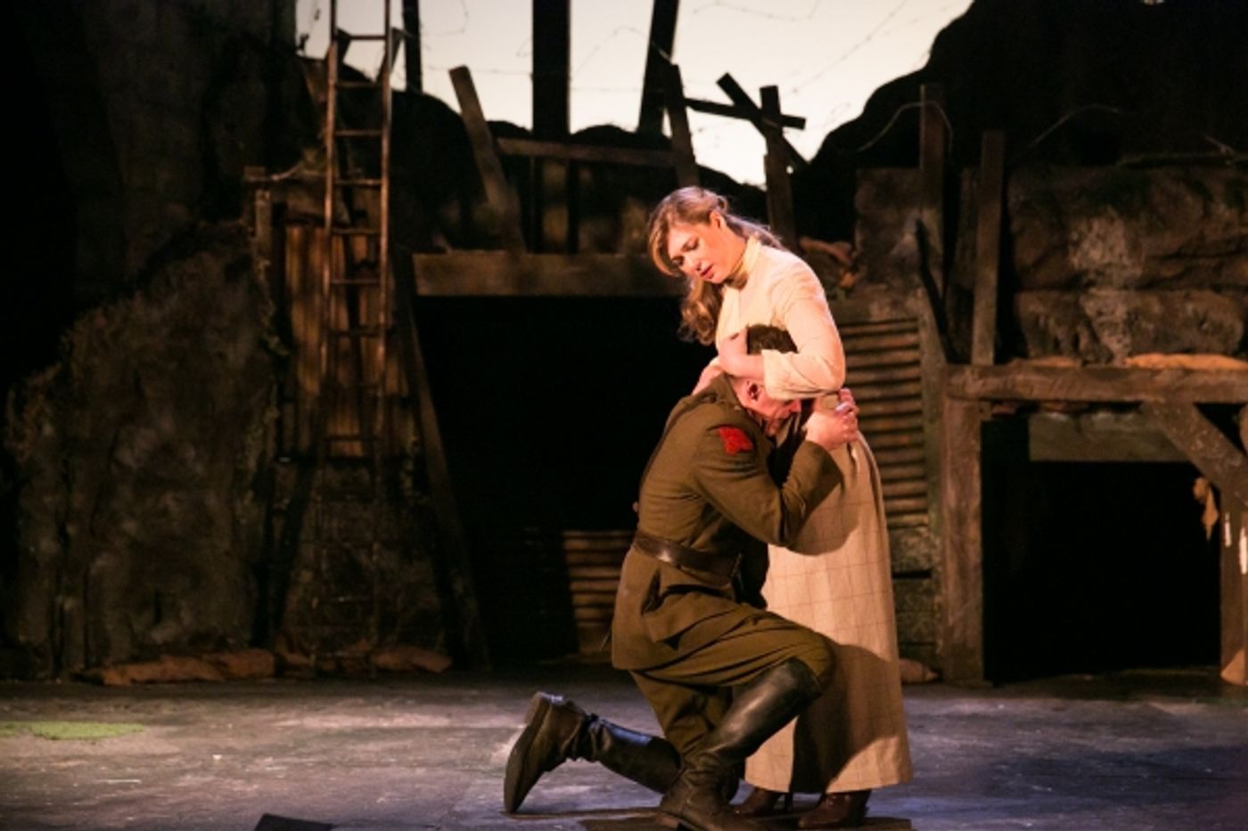 Photo Flash: First Look at Peter Duncan, Edmund Wiseman & Emily Bowker in BIRDSONG UK Tour  Image
