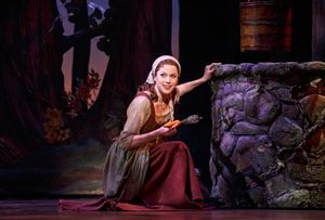 Paige Faure @ BroadwayWorld Paige Faure Photo