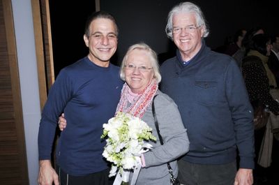 Tony Danza & Bouquet Toss Winners Photo