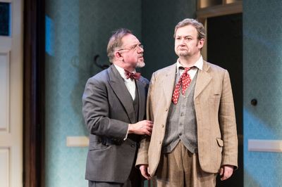 David Bamber as William R. Chumley and James Dreyfus as Elwood P. Dowd Photo