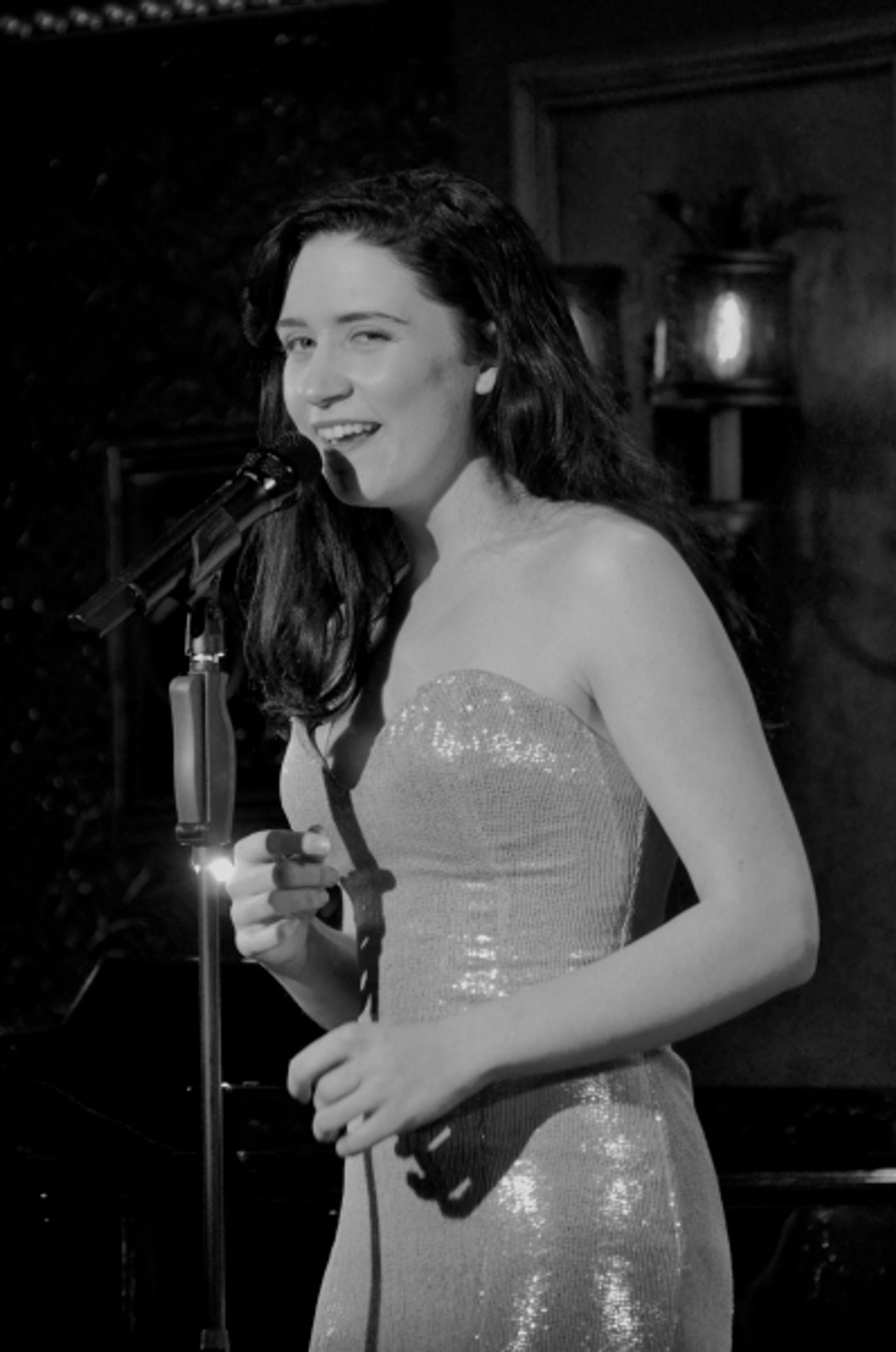 Photo Coverage: Danielle Hope in Sold Out and Stunning 54 Below Debut!  Image