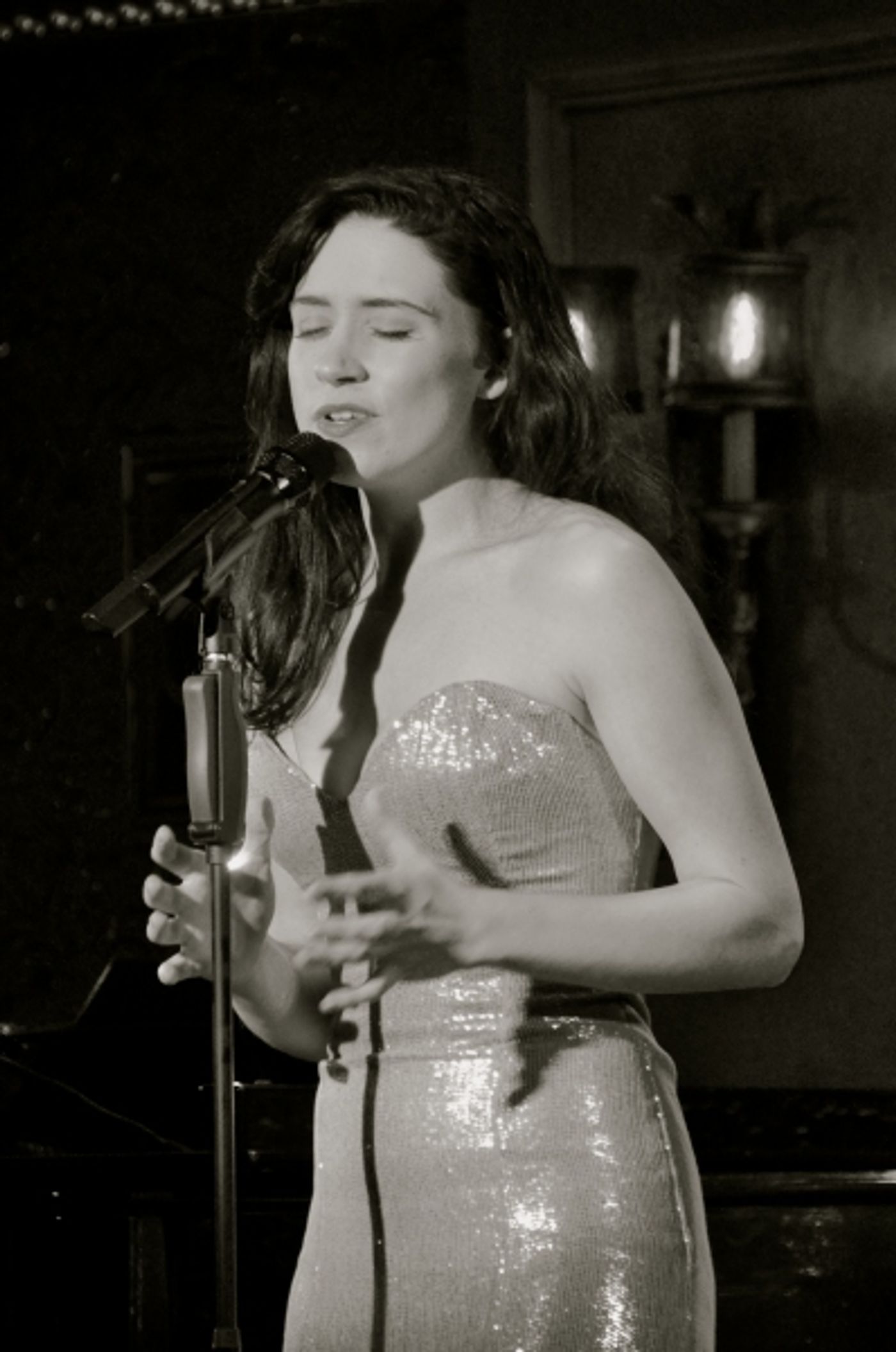 Photo Coverage: Danielle Hope in Sold Out and Stunning 54 Below Debut!  Image