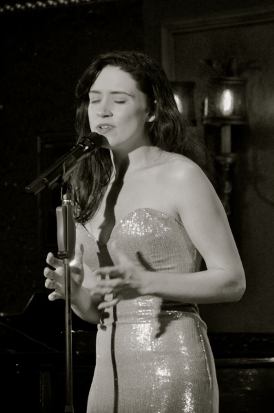 Photo Coverage: Danielle Hope in Sold Out and Stunning 54 Below Debut! Image