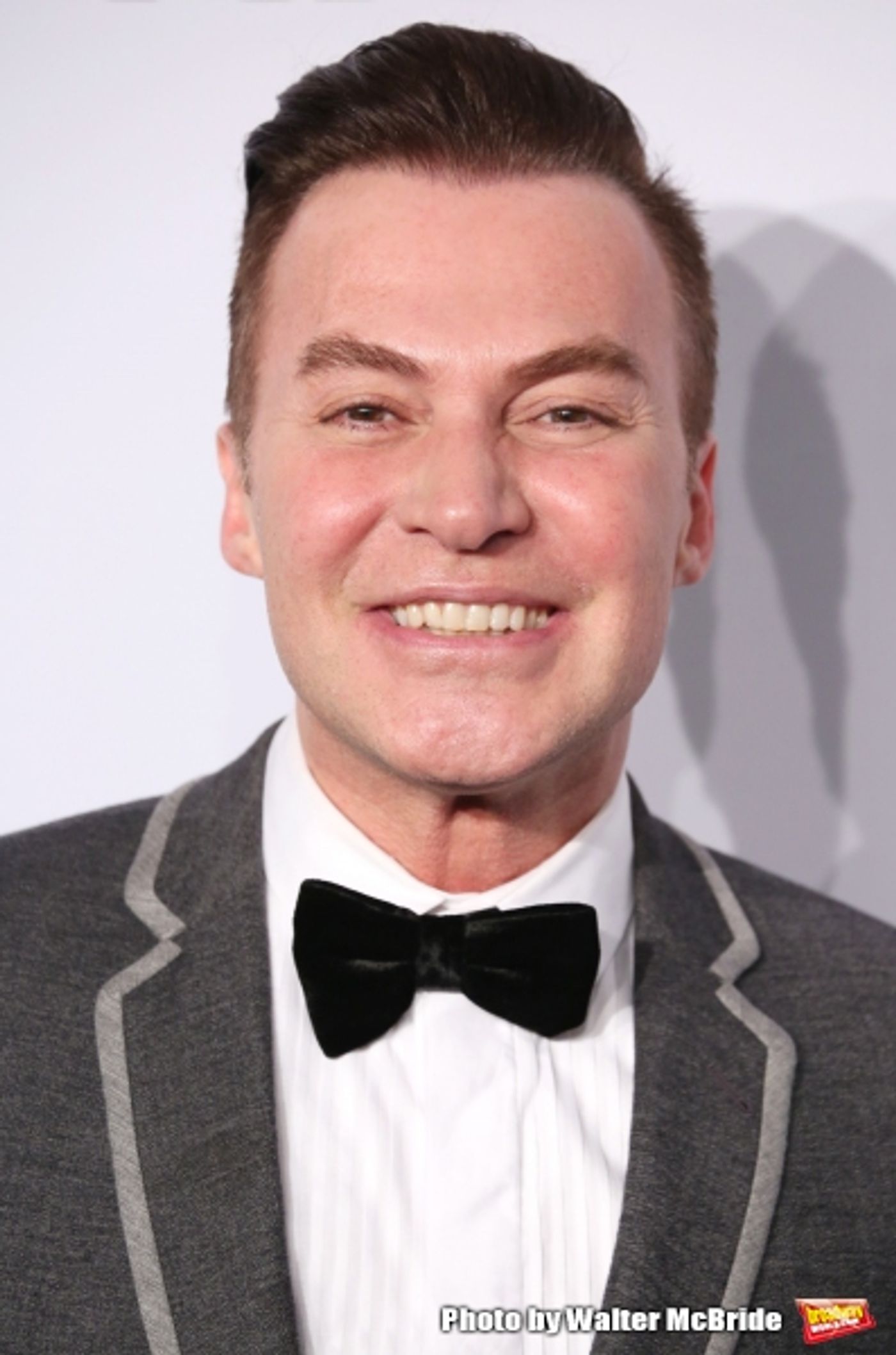 Photo Coverage: On the amfAR 2015 New York Gala Black Carpet with Paris Hilton, Kendall Jenner, and More!  Image