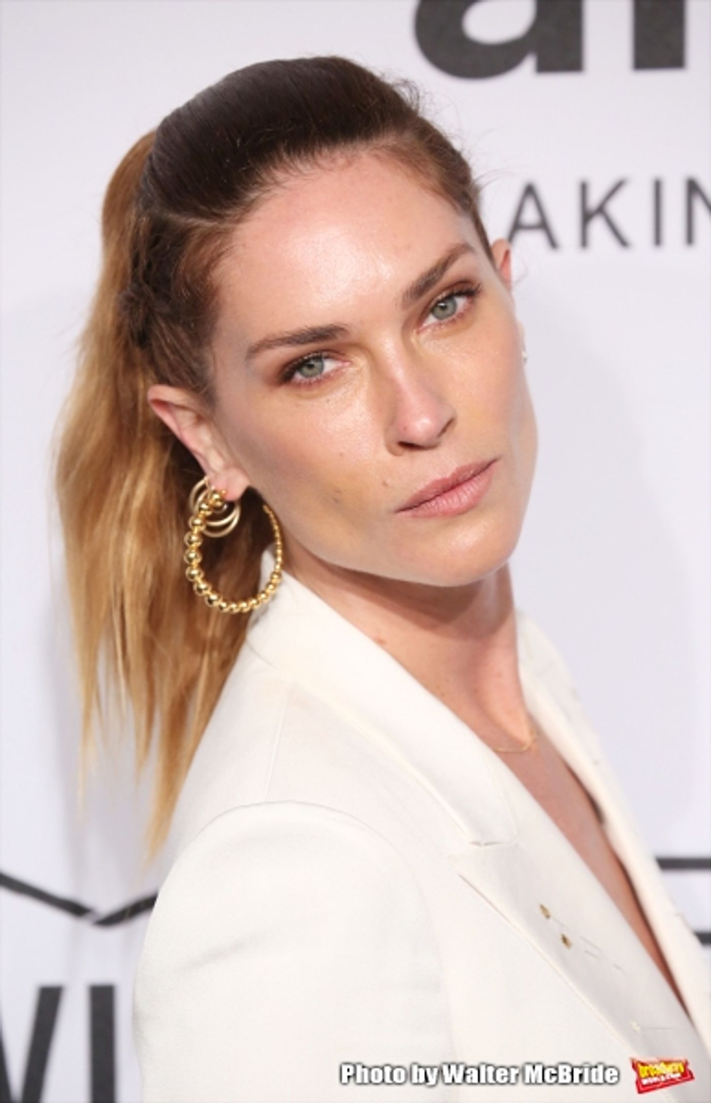 Photo Coverage: On the amfAR 2015 New York Gala Black Carpet with Paris Hilton, Kendall Jenner, and More!  Image