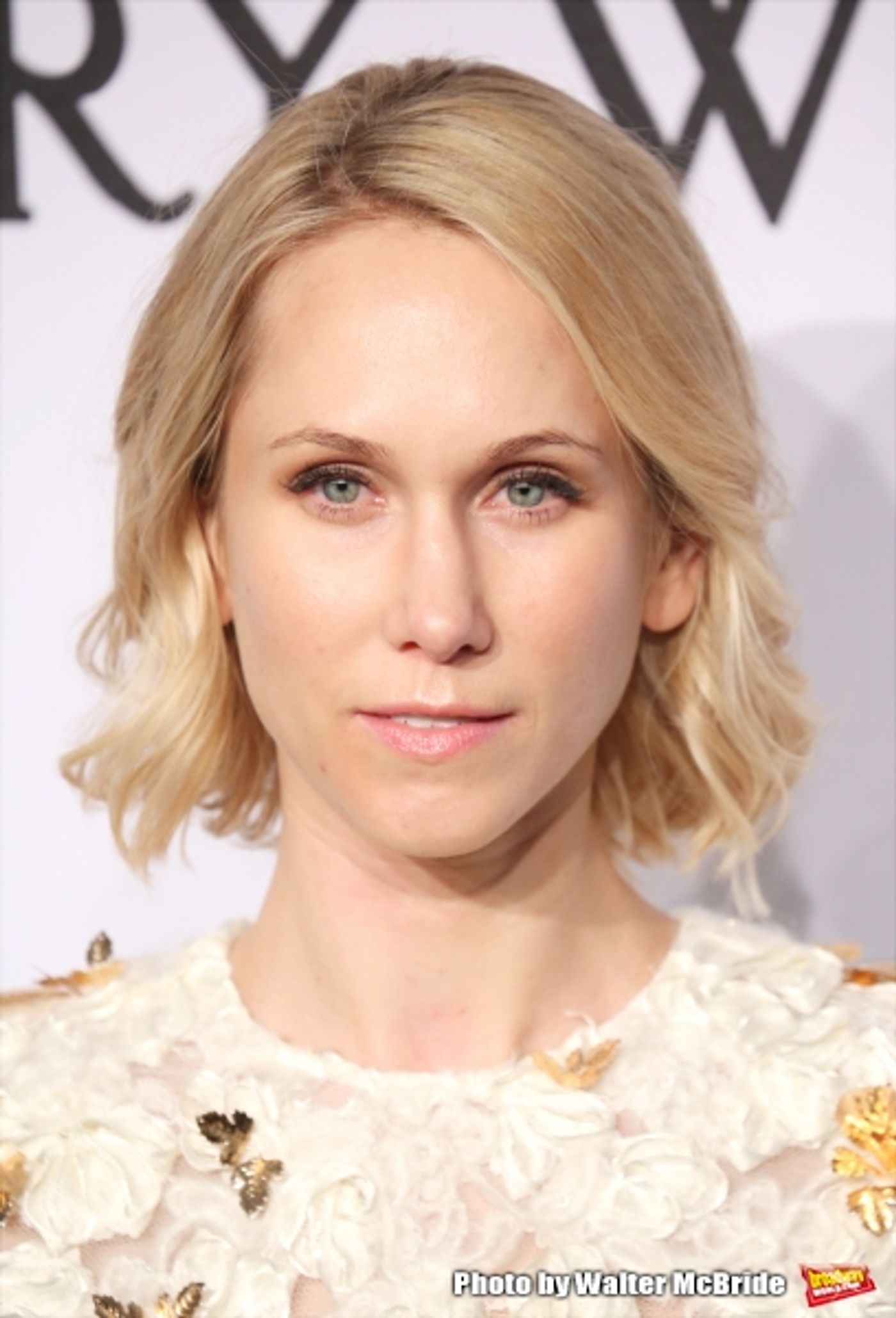 Photo Coverage: On the amfAR 2015 New York Gala Black Carpet with Paris Hilton, Kendall Jenner, and More!  Image