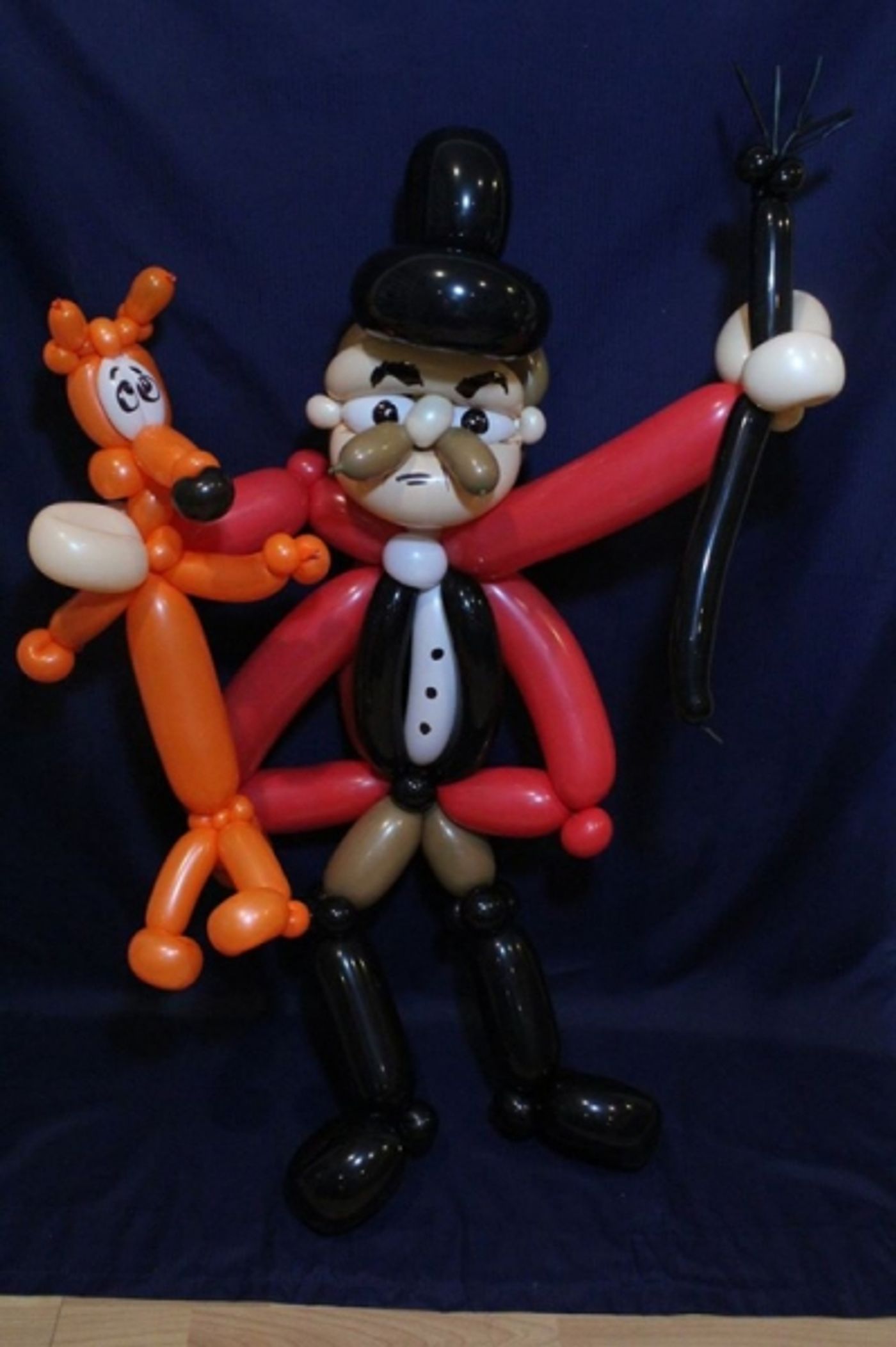 Photo Flash: Balloon Artist Debuts Daily 'GENTLEMAN'S GUIDE' Creations!  Image