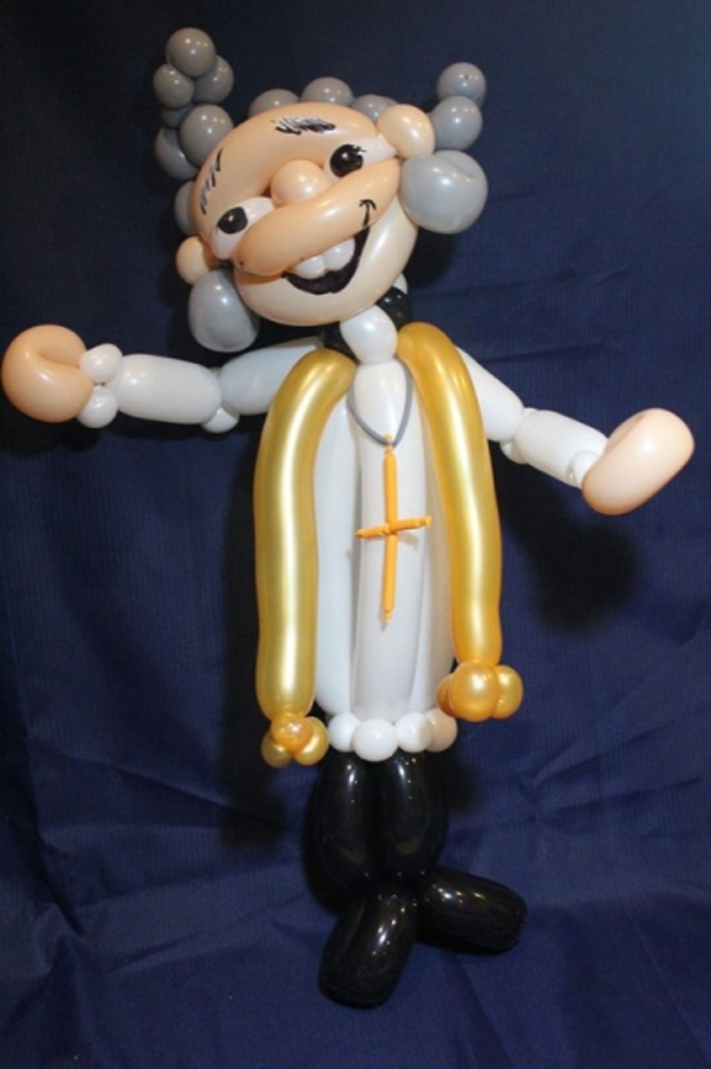 Photo Flash: Balloon Artist Debuts Daily 'GENTLEMAN'S GUIDE' Creations!  Image