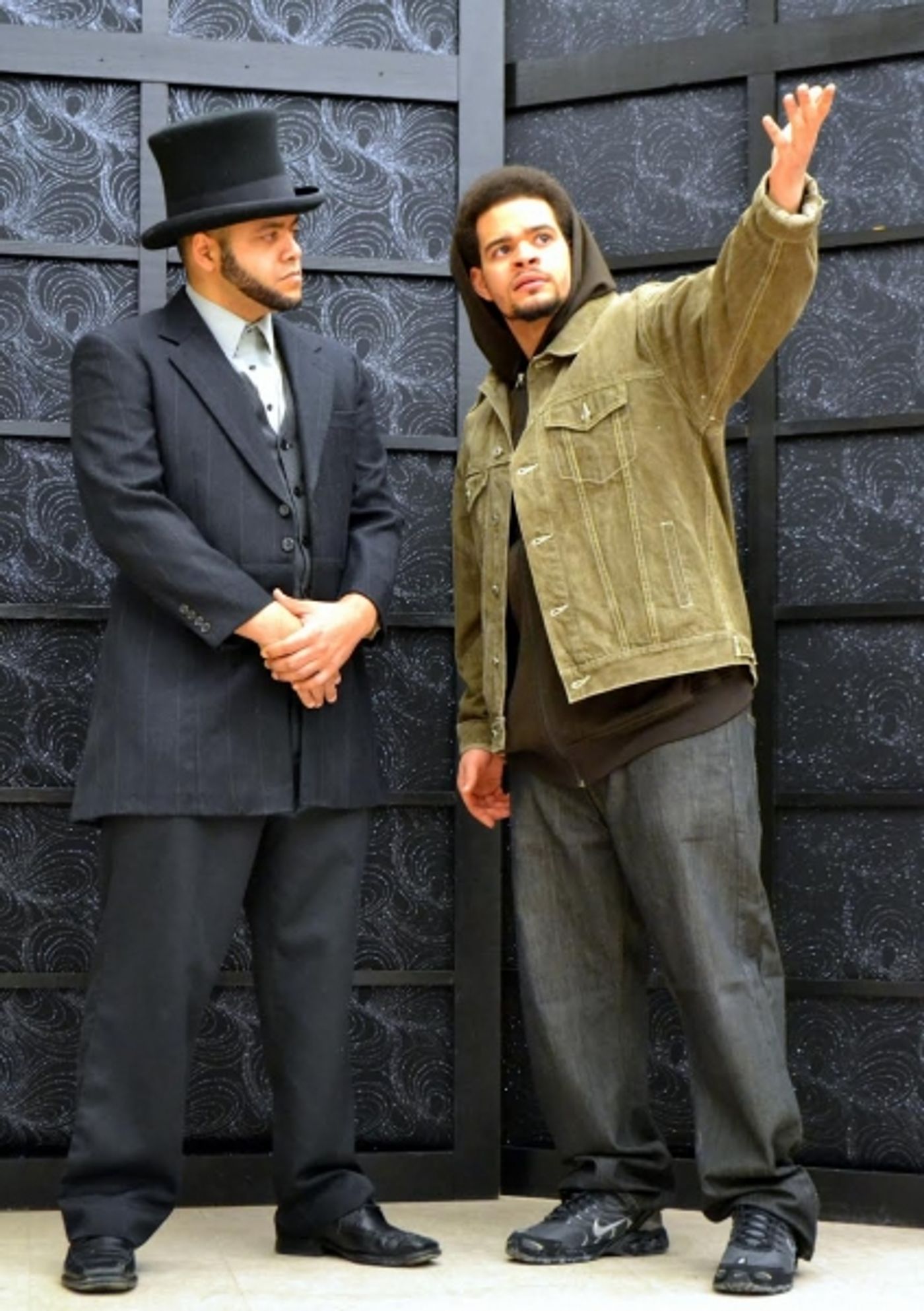 Photo Flash: First Look at Counter-Productions Theatre Company's TOPDOG/UNDERDOG  Image