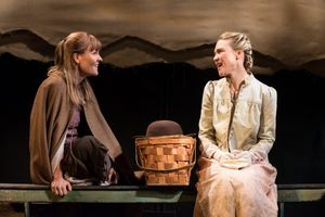 Kelly McAndrew, Tracy Middendorf @ BroadwayWorld Kelly McAndrew, Tracy Middendorf Photo